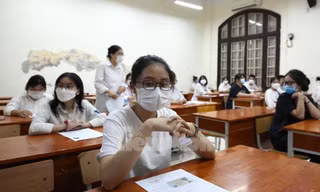 Tuyển sinh: Thí sinh đăng ký giảm, điểm chuẩn sẽ biến động như thế nào?