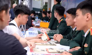 Tuyển sinh 2023: Những lưu ý đặc biệt khi xét tuyển khối trường Công an, Quân sự