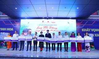 Thứ trưởng Bộ GD&ĐT: Thông điệp ý nghĩa, giá trị hơn nhiều bài học trên sách vở