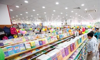 Chấm dứt tình trạng 'bia kèm lạc' trong phát hành sách giáo khoa