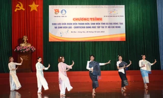 Hỗ trợ kinh phí đào tạo cho lưu học sinh Lào, Campuchia