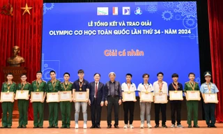 Một học viên đạt điểm tuyệt đối tại kì thi Olympic Cơ học toàn quốc