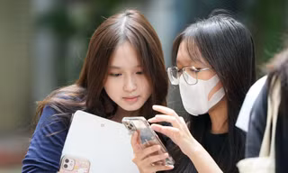 Đại học Quốc gia Hà Nội lần đầu tiên phát hành cẩm nang thi đánh giá năng lực
