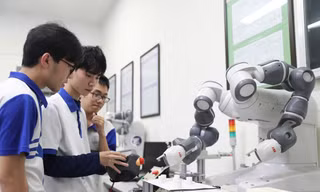 Năm 2024: Tuyển sinh ngành mới liên quan đến vi mạch bán dẫn