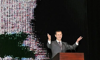 Tái xuất hiện trước công chúng, tổng thống Syria kêu gọi ‘giải pháp hòa bình’