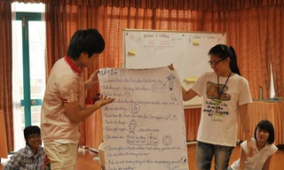 Các thành viên thảo luận tại diễn đàn