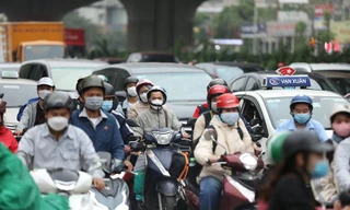 Người dân trở lại sau nghỉ lễ, cửa ngõ Hà Nội ùn tắc kéo dài