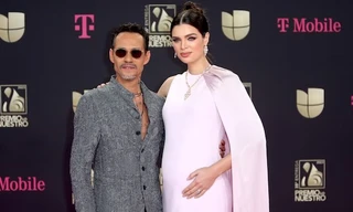 Á hậu Hoàn vũ 2021 khoe bụng bầu trên thảm đỏ