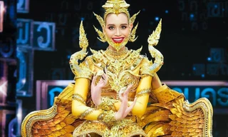 Hoa hậu Hòa bình Thái Lan mang trang phục dân tộc dát vàng sang Việt Nam
