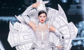 Dàn Hoa, Á hậu diễn trang phục dân tộc tại Hoa hậu Hòa bình Việt Nam