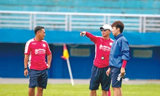 Một buổi tập của CLB TPHCM Ảnh: Hữu Phạm