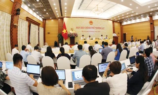 Phóng viên tác nghiệp tại cuộc họp báo Chính phủ thường kỳ 