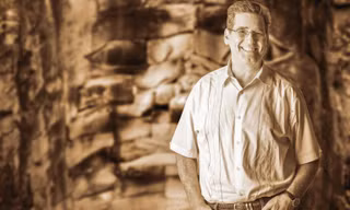 Người nổi tiếng Bruce Weigl, cựu binh Mỹ, bạn của rất nhiều nhà văn Việt Nam. Ảnh: Võ Lương Nhi 