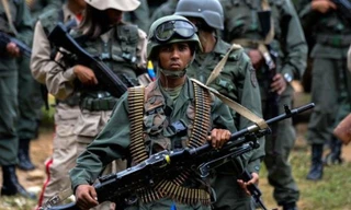 Quân đội Venezuela thề trung thành với tổng thống Maduro. Ảnh: presstv.com