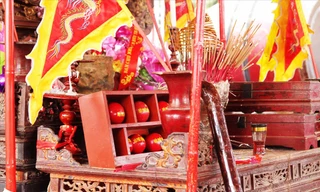 Lễ tế phết tại đền Hiền Quan. Ảnh: Nguyên Khánh