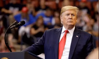 Tổng thống Mỹ Donald Trump tại một cuộc vận động cử tri ở Florida ngày 26/11. Ảnh: Reuters
