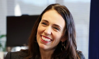 Bà Jacinda Ardern