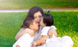 Ca sỹ Nguyễn Hồng Nhung: Ký ức nuôi con tự kỷ nhọc nhằn, thấm nước mắt