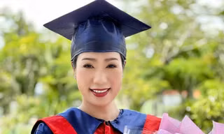 NSƯT Trịnh Kim Chi: Học đại học lần 2 ở tuổi 51 rất vui