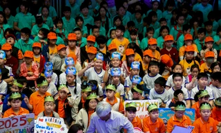 Hơn 2.000 học sinh Đà Nẵng hào hứng trải nghiệm Robot và lập trình cơ bản