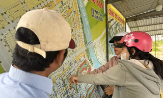 Đổ xô tìm mua nhà đất vùng giáp ranh trước tin đồn sáp nhập 