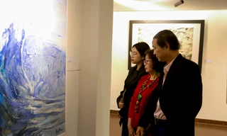 Trưng bày nhiều tác phẩm độc đáo của họa sĩ, nhà điêu khắc gạo cội 