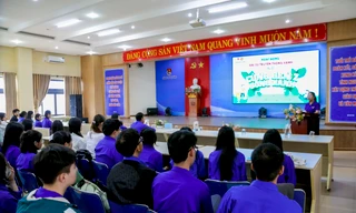 Hàng trăm bạn trẻ tham gia cùng 'Gen Z' sống xanh năm 2025