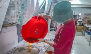 Làng nghề nước mắm lâu đời ở Đà Nẵng 'chạy đua' những ngày giáp Tết