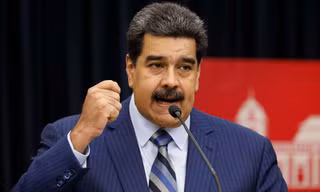 Tổng thống Venezuela Nicolas Maduro tuyên bố cuộc đảo chính đã thất bại.