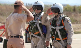 Lo ngại Mỹ tấn công, Nga tăng cường lực lượng đến Syria