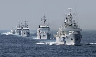 Quân đội Ấn Độ, đặc biệt là các lực lượng an ninh và cảnh sát biển đã được đặt trong tình trạng báo động cao, sau vụ đánh bom đẫm máu tại Sri Lanka