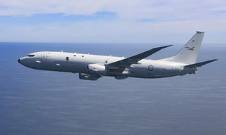 Hình ảnh P-8A Poseidon bay trên bầu trời. Ảnh: Không quân Mỹ