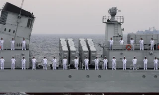 Hải quân Trung Quốc sẽ giới thiệu một số tàu chiến, máy bay mới, nhân dịp lễ kỷ niệm 70 năm thành lập lực lượng này