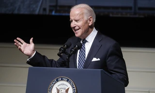Bê bối liên quan đến Cựu Phó Tổng thống Mỹ Joe Biden không chỉ gây "bão mạng" mà còn có thể ảnh hưởng lớn tới chiến dịch tranh cử Tổng thống của ông vào năm tới.