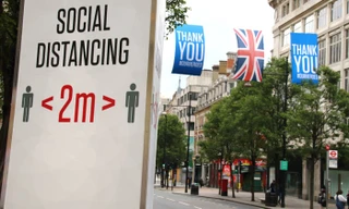 Số ca nhiễm COVID-19 tại Anh liên tục tăng trong thời gian vừa qua (ảnh minh họa).