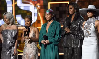 Cựu đệ nhất phu nhân Mỹ bất ngờ xuất hiện tại lễ trao giải Grammy 2019