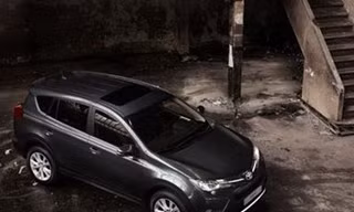 Toyota RAV4 mới chính thức lộ diện