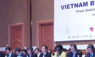 Phó Thủ tướng Vũ Văn Ninh tham dự và phát biểu tại VBF Ảnh: Phong Cầm