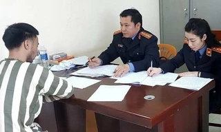 Kiểm sát đột xuất trại giam có hai phạm nhân vượt ngục 