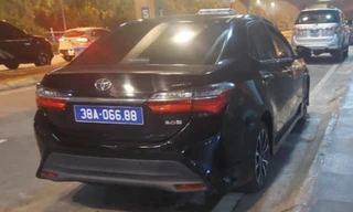 Kiểm điểm Chủ tịch Hội Phụ nữ tỉnh Hà Tĩnh dùng xe công đón con ở sân bay