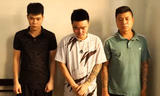 Bắt nhóm lừa bán xe máy giá rẻ trên mạng, chiếm đoạt 10 tỷ đồng 