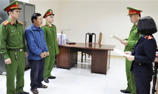 Cựu cán bộ xã ở Hà Tĩnh bị bắt vì lạm quyền 