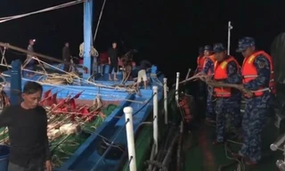 Tàu cá gặp nạn trên biển, 1 thuyền viên tử vong