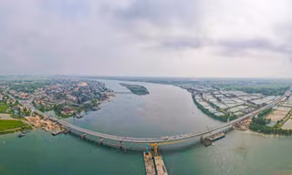 Đang thi công 2 cây cầu hơn 500 tỷ đồng 'chia lửa' trên quốc lộ 1A 