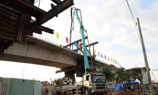 TPHCM tái khởi động loạt công trình 'đắp chiếu'