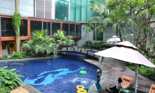 Du lịch nghỉ dưỡng tại chỗ ‘bùng nổ’ nhờ loạt gói kích cầu hạng sang