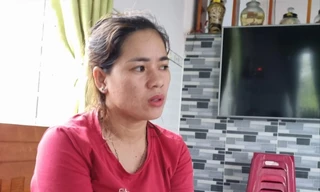 Làng biển thêm những vọng phu 