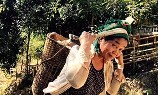 Dịch COVID-19, các con bị mắc kẹt ở Bình Dương, bà Hạnh mưu sinh nuôi các cháu ăn học