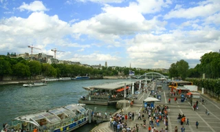 Châu Âu du ký…, Bài cuối: Kinh đô ánh sáng 