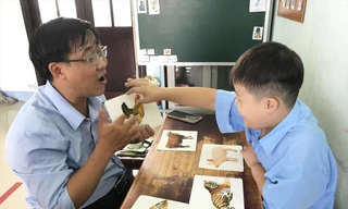 Những lớp học 1 - 1 của thầy Việt giúp nhiều học trò tự kỉ hòa nhập, học tập ở những ngôi trường bình thường